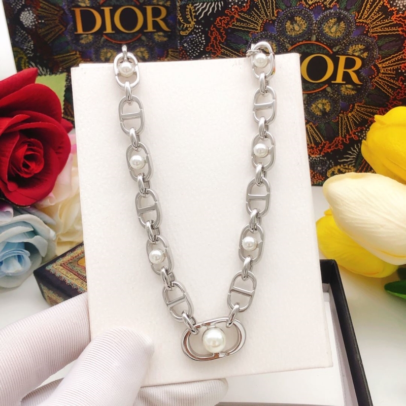 chr1st1an D10r necklaces